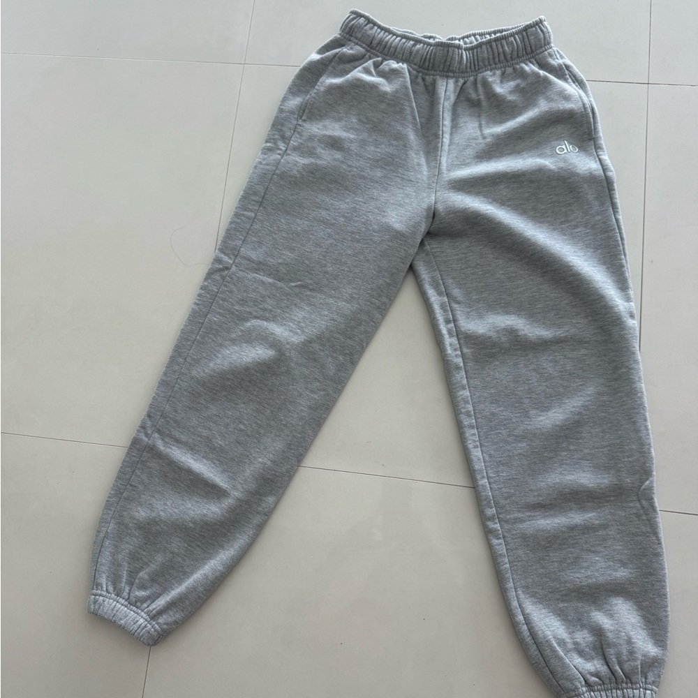 ALO Yoga Kids Light Grey Jogger Sweatpants